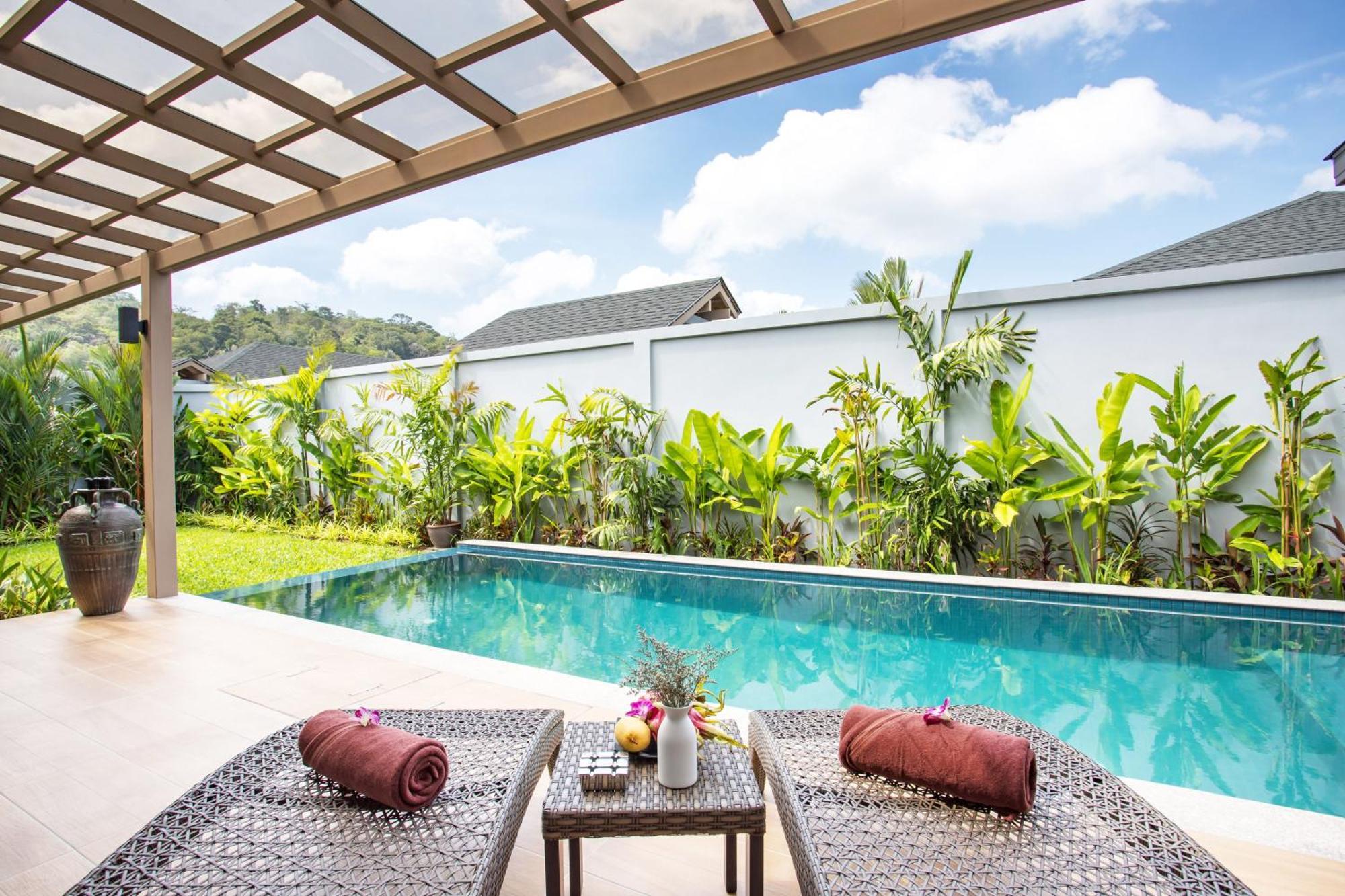 Dalaa 8 Villa Bãi biển Kamala Ngoại thất bức ảnh